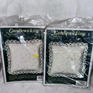 NOS Vintage NeedleMagic Candelwicking Craft Kit Mini Pillow Jenny’s Square Set/2